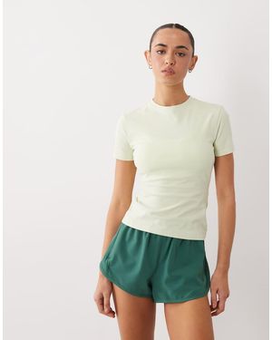 4505 Fitted Cotton Everyday T-shirt With Quick Dry Finish - Green