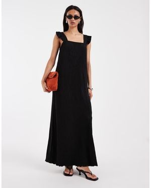 Pieces Plisse Maxi Dress With Frill Sleeves - Black