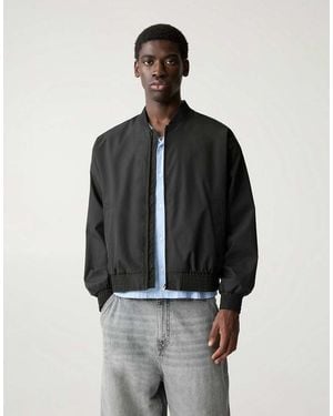 Pull&Bear Lightweight Bomber Jacket - Black