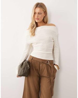 Gina Tricot Long Sleeve Drapey Open Back Top - Natural