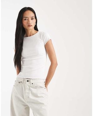 New Look Lettuce Edge Babylock Tee - White