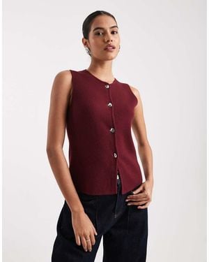ONLY Split Detail Compact Knitted Waistcoat - Red