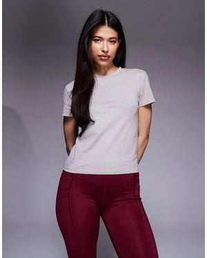 4505 Icon Cotton Boxy T-shirt With Quick Dry Finish - Purple