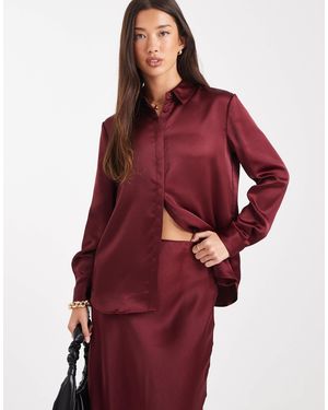French Connection – irina – t-shirt aus satin - Rot