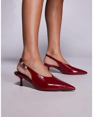 River Island Heeled Pumps With Buckle Detailing - Red