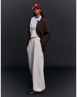 Bershka Barrel Plush Trousers With Stoppers - White