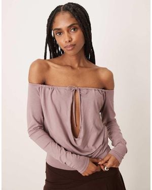 Motel Sore Off Shoulder Long Sleeve Top - Pink