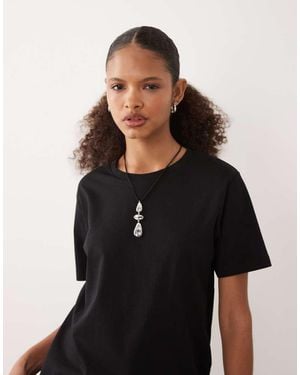 JJ Rebel Short Sleeved T-shirt - Black