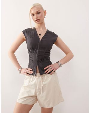 Weekday Short à taille élastiquée - beige - Neutre