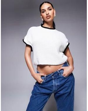Missy Empire Missy Empire Cropped Contrast Trim Sweater - White
