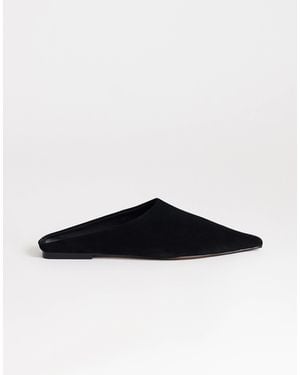 TOPSHOP Dawn Real Suede Flat Pointed Shoe - Black