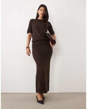 Pretty Lavish Knit Short Sleeve Top - Brown
