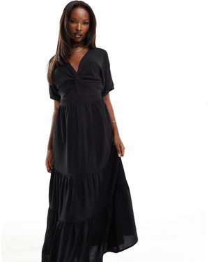 AX Paris – gestuftes midaxi-kleid aus popeline - Schwarz