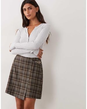 New Look Karierter skort mit bindung an der seite - Braun