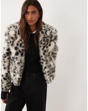 Miss Selfridge Faux-fur-mantel mit dalmatiner-print - Braun