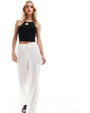 4th + Reckless Petite Pantalones Blancos De Pernera Ancha Con Lazada En La Cintura De Mezcla De Lino Exclusivos De