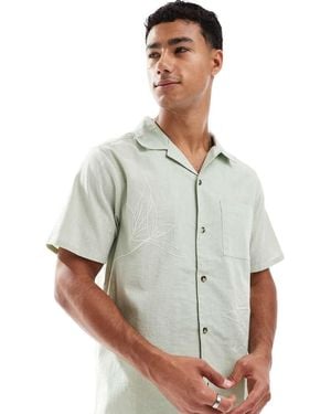New Look Leaf Embroidered Linen Look Revere Shirt - White