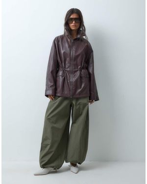 ASOS Giacca Harrington Effetto Pelle Con Vita Stretta Color Mocha - Grigio
