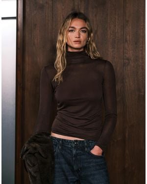ASOS – transparentes, weiches, hochgeschlossenes oberteil - Braun