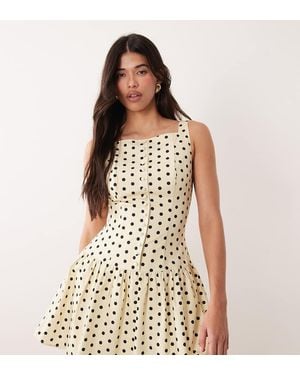 Kaiia Exclusives - Geel