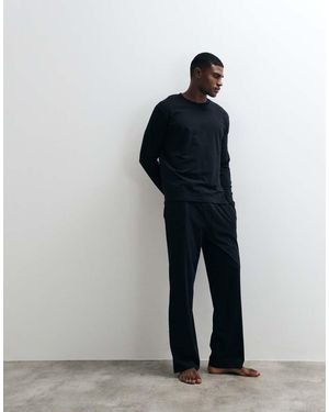 Jack & Jones Pyjama Top And Bottoms Set - Black