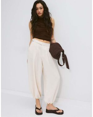 Stradivarius Balloon Trousers With Buckle - White