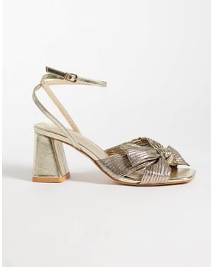 Glamorous Block Heeled Sandals With Bow - Metallic
