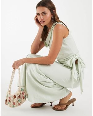 BRONZE SNAKE Kallie Off Shoulder Top And Skirt Set - White