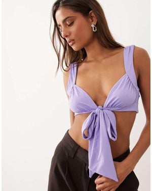 ASOS Top Estilo Bralette Con Lazada Delantera De Poliamida-Violeta - Blanco