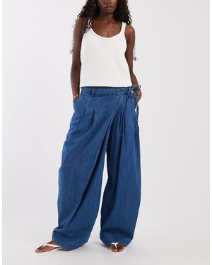 ASOS Pantaloni Di Jeans Morbidi A Fondo Ampio Con Vita Avvolgente - Blu