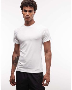 4505 Active Slim Fit Tennis T-shirt With Side Seam Detail - White