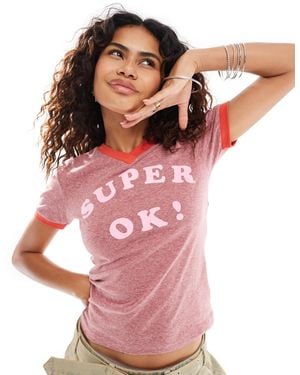 Deus Ex Machina X asos – exklusives, knapp geschnittenes t-shirt - Pink