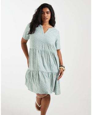 ONLY Robe courte à volants étagés - vert fleuri - Bleu