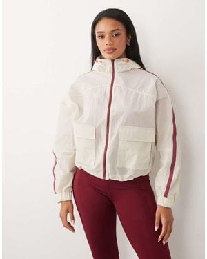 Sweaty Betty Ripstop Patch Pocket Lightweight Jacket - Red