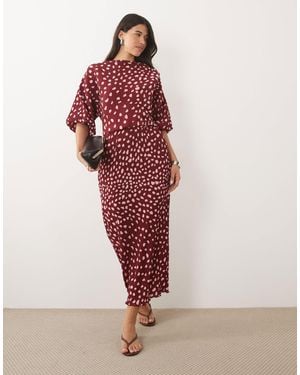 Never Fully Dressed Tilly Plisse Off Shoulder Maxi Dress - Red