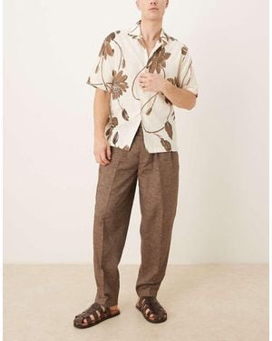 ASOS Nette Oversized Toelopende Broek Met Dubbele Plooi En Linnenlook - Naturel