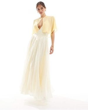 TFNC London Bridesmaids Chiffon Mini Cape - White