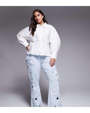 ASOS Curve Denim Pearl Embellished Cornellli Jeans With Organza Flowers - Blue
