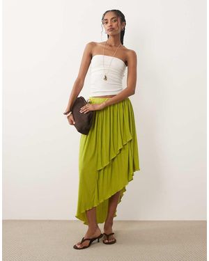ASOS Falda Midi Asimétrica Plisada De Tejido Texturizado - Verde