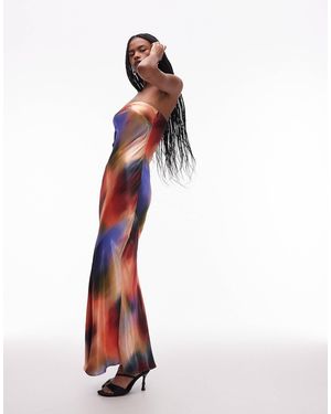 TOPSHOP – trägerloses maxikleid aus satin mit print - Weiß