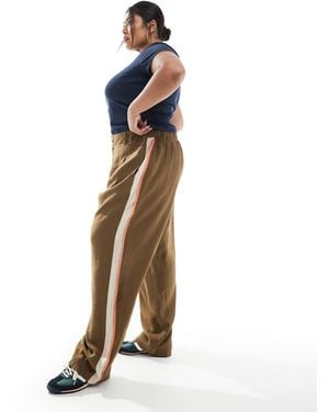 ASOS Curve Tailored Contrast Panel Pants - Brown