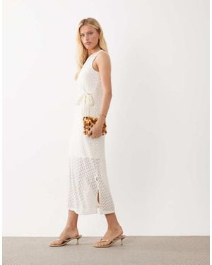 Vila Gebreide Mouwloze Midi Jurk Van Jacquard Met Tailledetail - Naturel