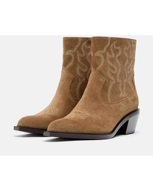 Stradivarius Cowboy Heeled Leather Ankle Boots - Natural