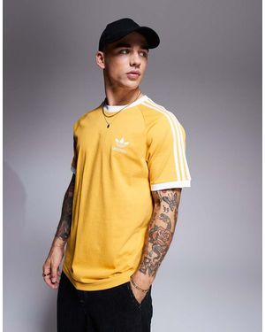 adidas Originals T-Shirt Gialla Con 3 Strisce E Bordi A Contrasto - Metallizzato