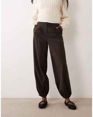 New Look Pinstripe Balloon Trousers - Brown