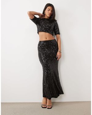 Ruched & Ready High Waisted Fishtail Sequin Maxi Skirt - Black