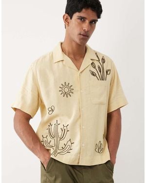 Abercrombie & Fitch Resort Embroidered Short Sleeve Shirt - Natural