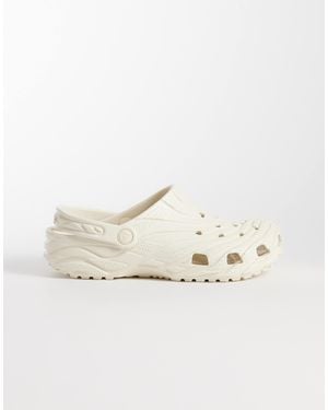 Crocs™ Classic erosion sabots en summit white - Blanc