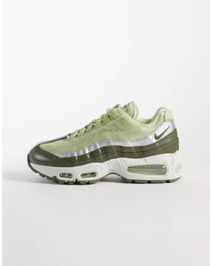 Nike Air Max 95 Sneakers - Green