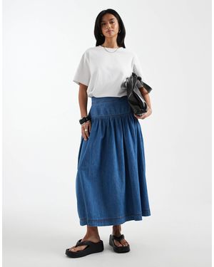 Only Petite Dropped Waist Denim Maxi Skirt - Blue